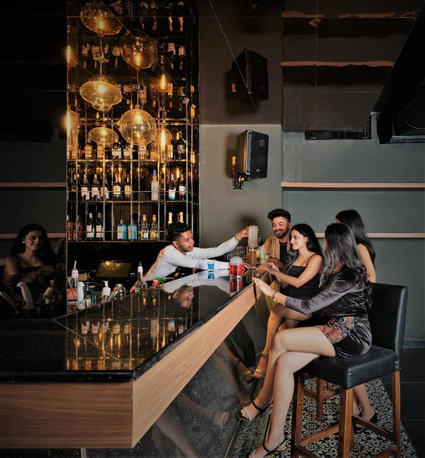 Zone By The Park Gopalpur Hotel Exterior foto